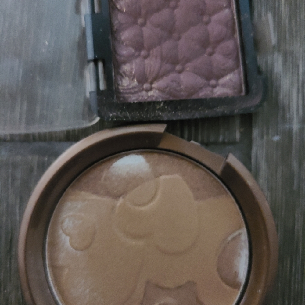 Makeup bundle - Picture 2 of 4